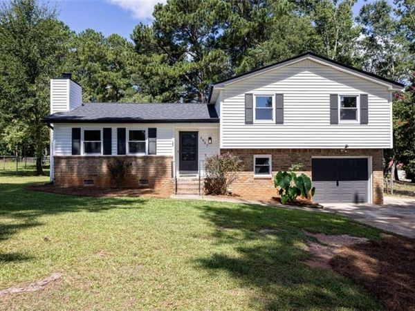 4887 Hull Road , Conyers, GA 30094