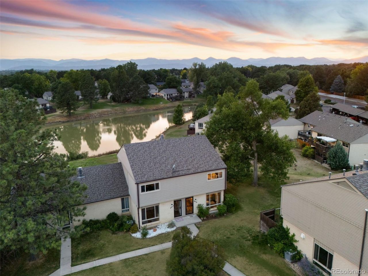 4416 W Pondview Drive, Littleton, CO 80123 Main Photo