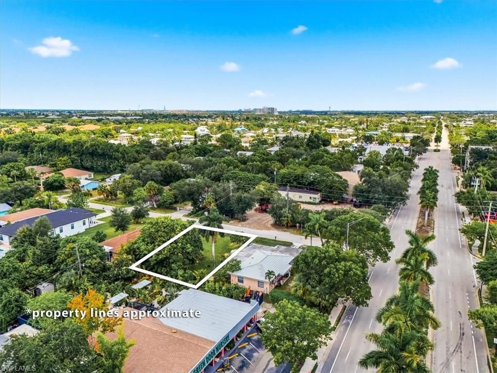 2814 Barrett Ave, Naples, FL 34112 Photo