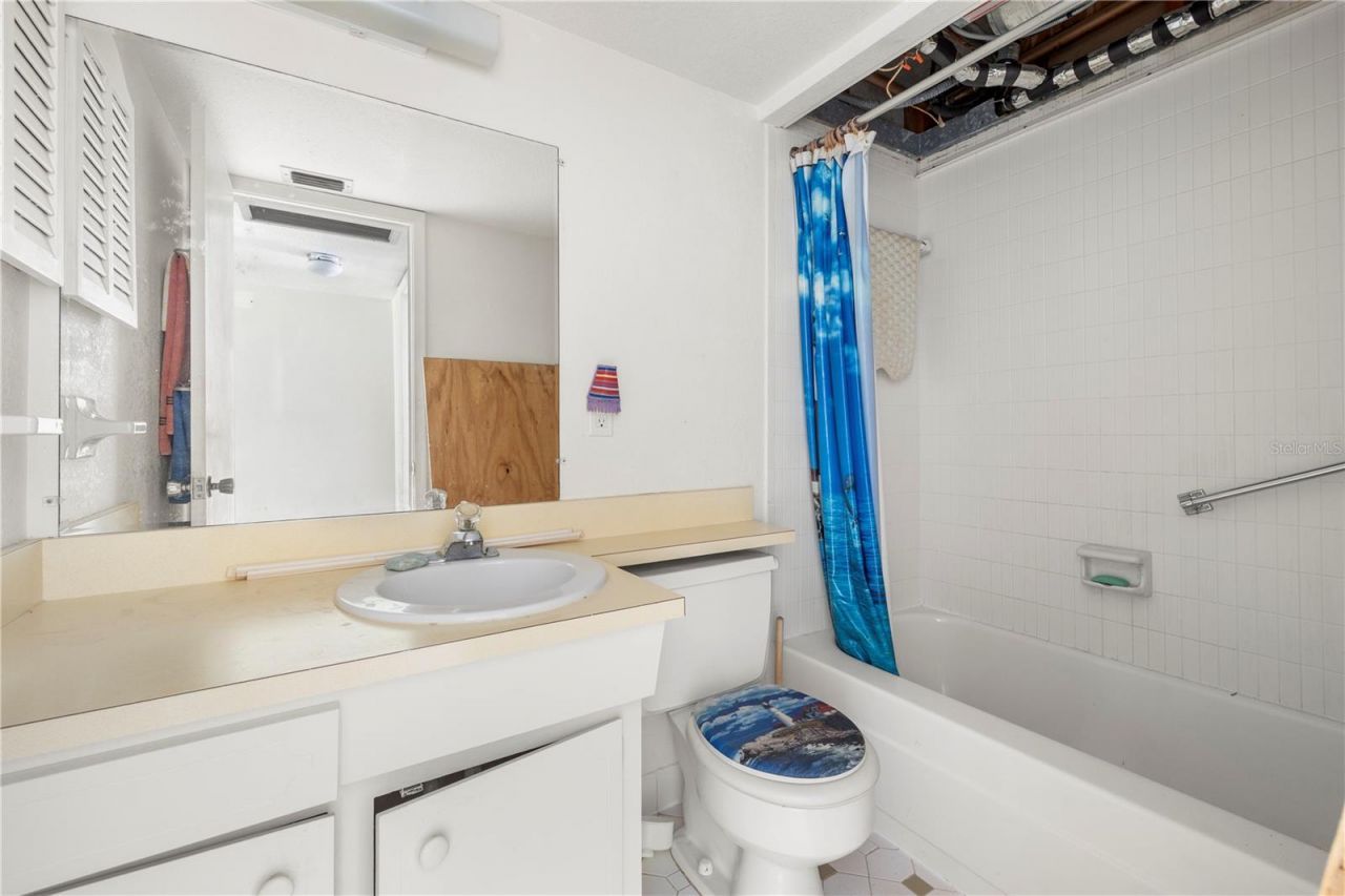 650 Pinellas Point Drive S, Unit 122, Saint Petersburg, FL 33705 Photo