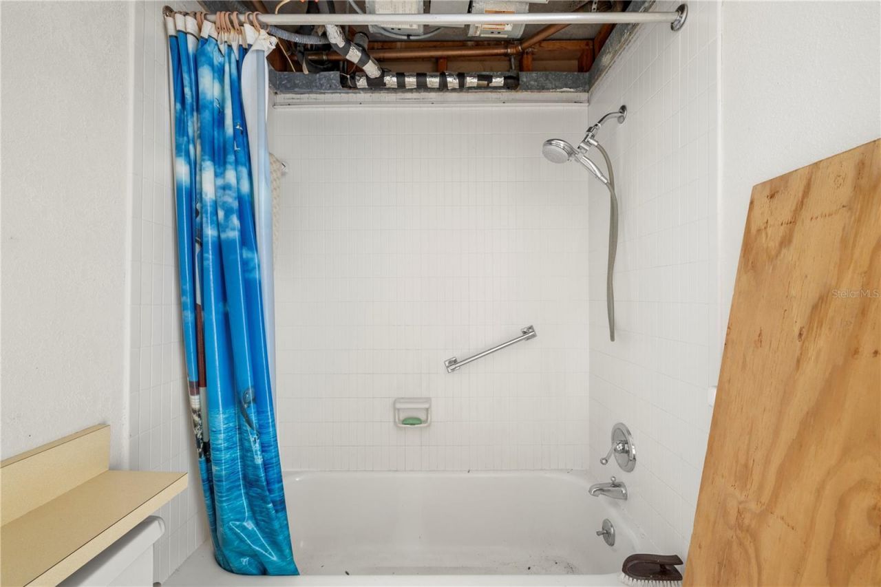 650 Pinellas Point Drive S, Unit 122, Saint Petersburg, FL 33705 Photo