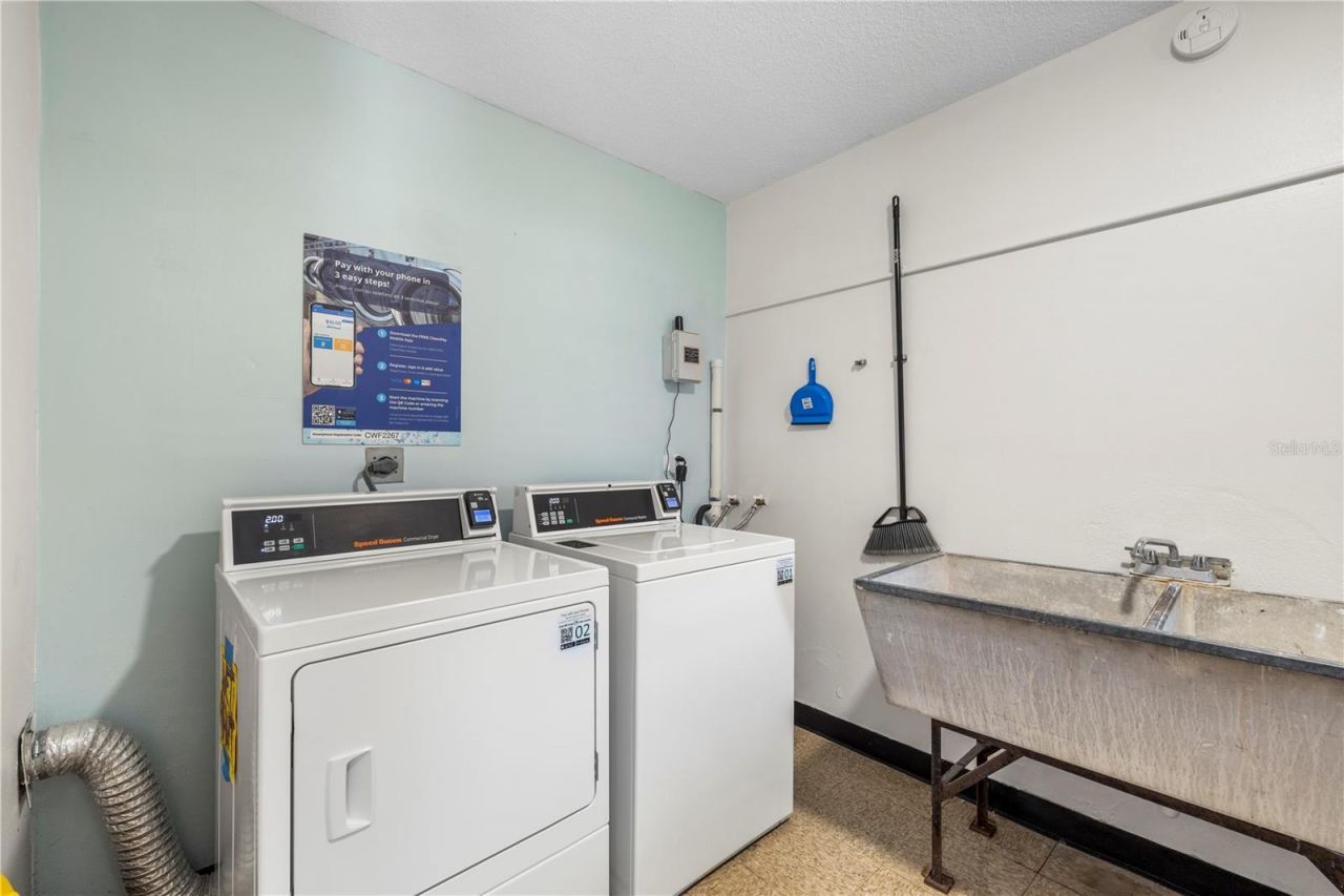 650 Pinellas Point Drive S, Unit 122, Saint Petersburg, FL 33705 Photo