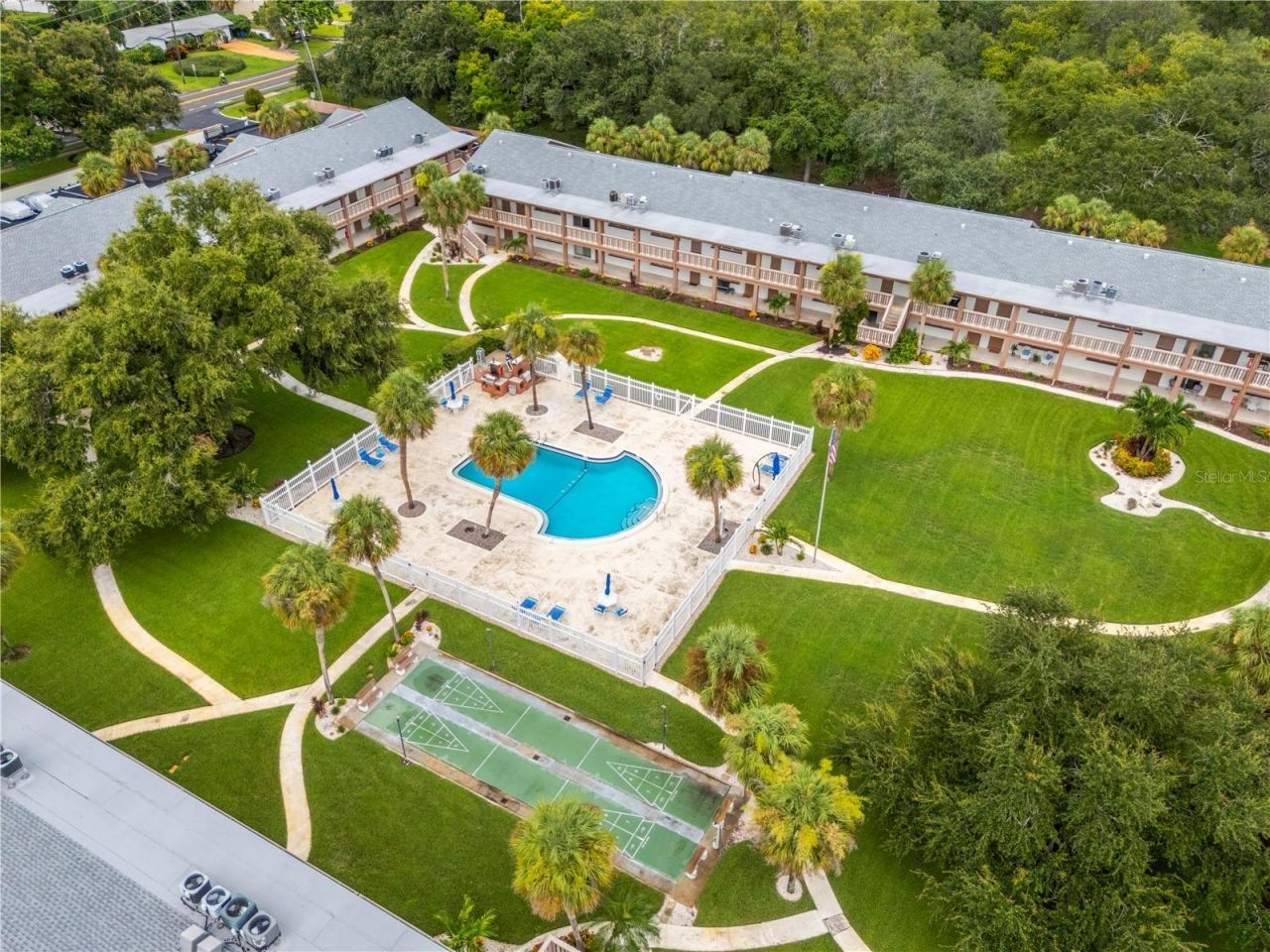 650 Pinellas Point Drive S, Unit 122, Saint Petersburg, FL 33705 Photo