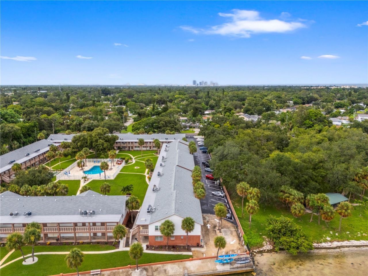 650 Pinellas Point Drive S, Unit 122, Saint Petersburg, FL 33705 Photo
