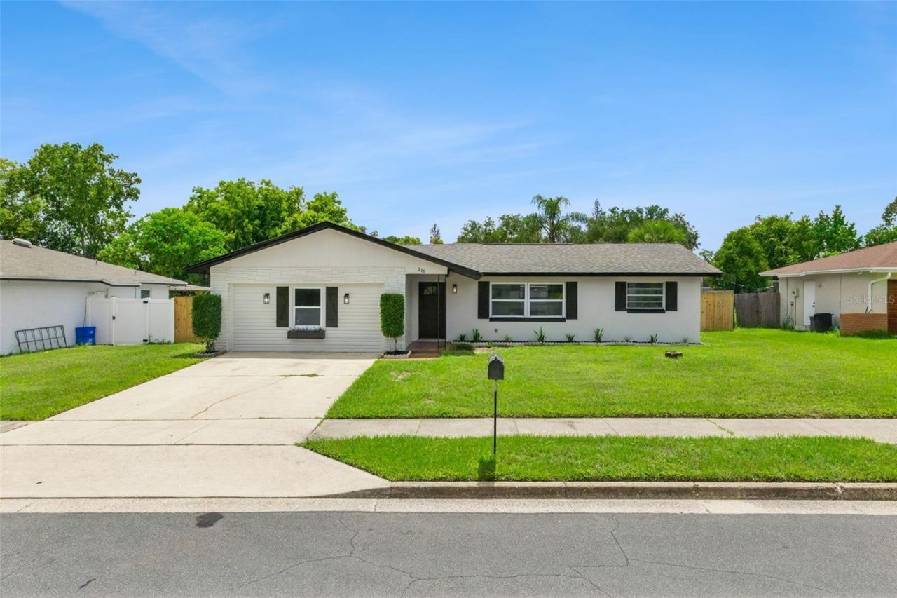 211 Melissa Court , Sanford, FL 32773 Main Photo