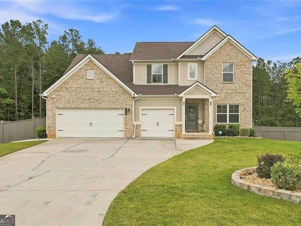 155 Estancia Lane, Fayetteville, GA 30215
