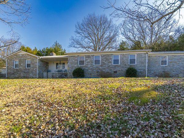 267 Shelbyville Hwy , Fayetteville, TN 37334