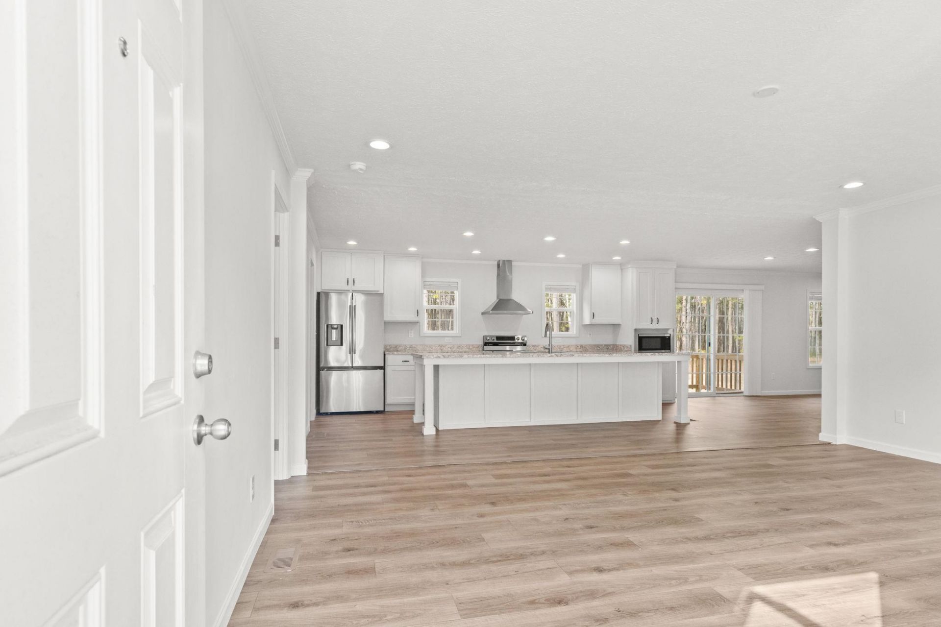 1938 Goose Bay Rd. Photo 2