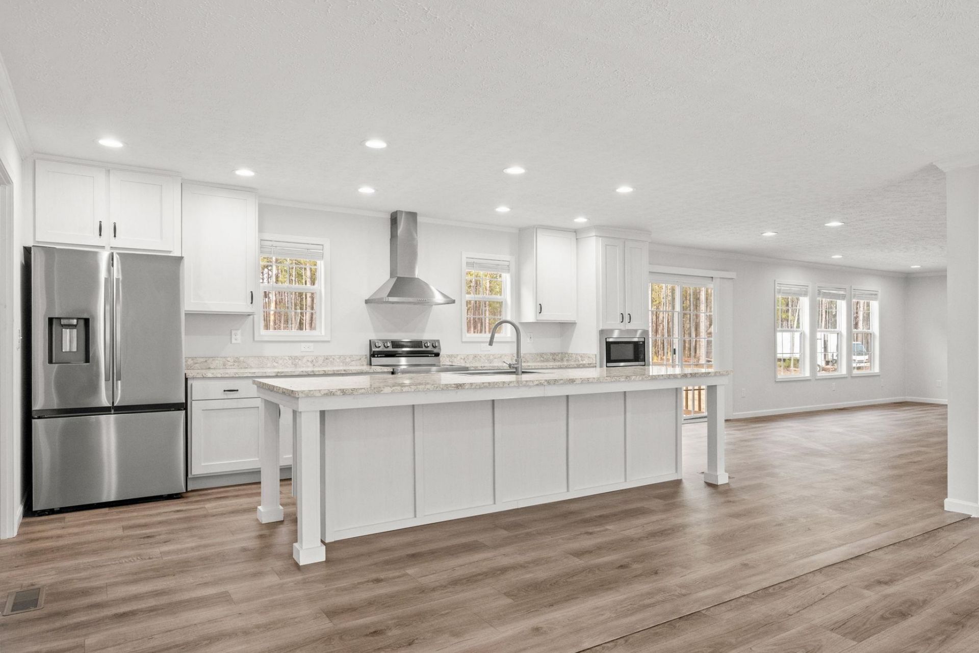 1938 Goose Bay Rd. Photo 4