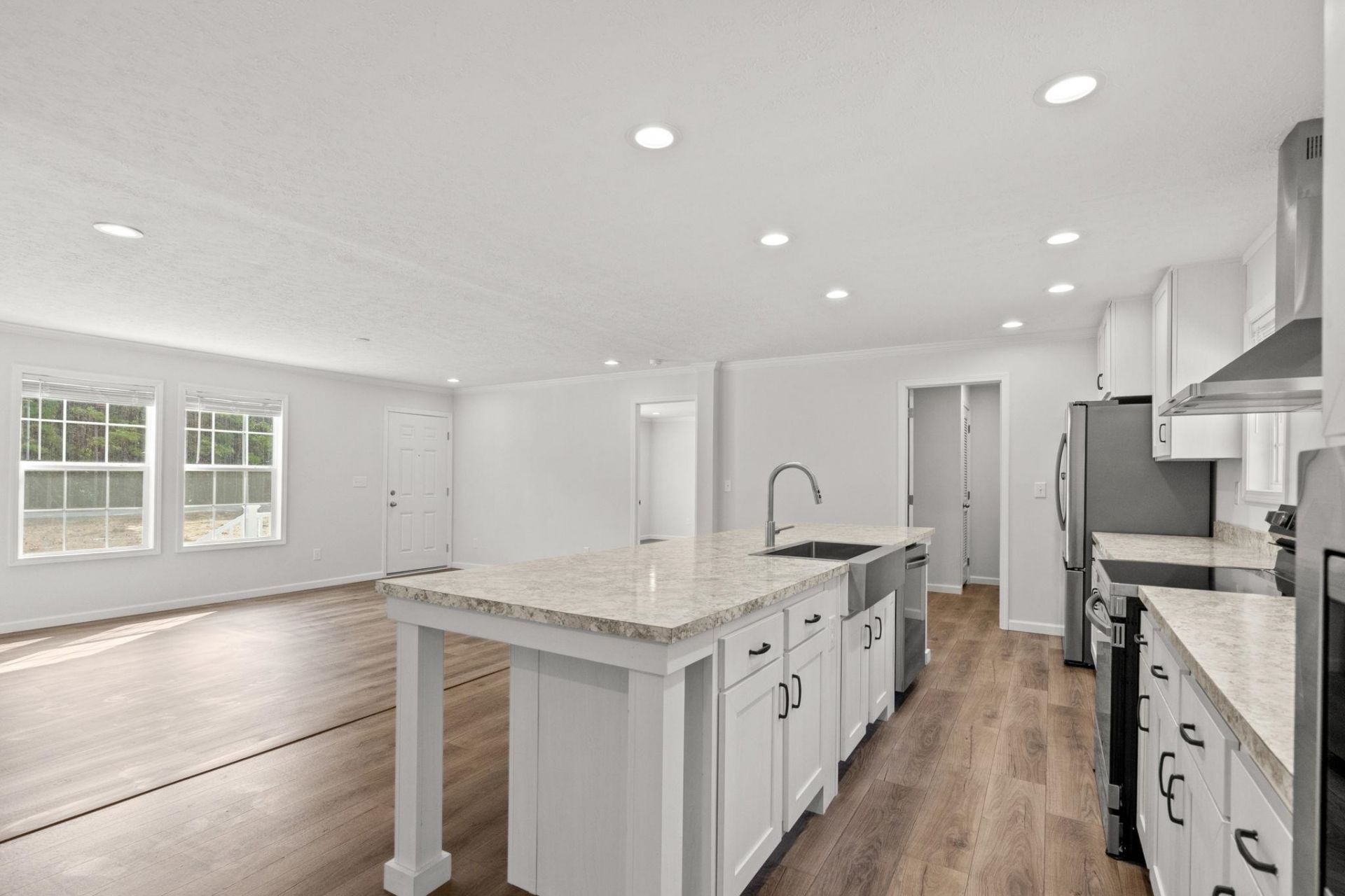 1938 Goose Bay Rd. Photo 6
