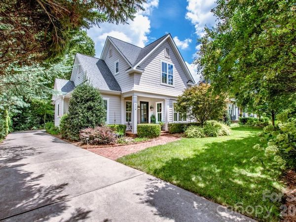 216 Catawba Avenue, Davidson, NC 28036