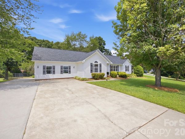 233 Summey Barker Drive , Dallas, NC 28034
