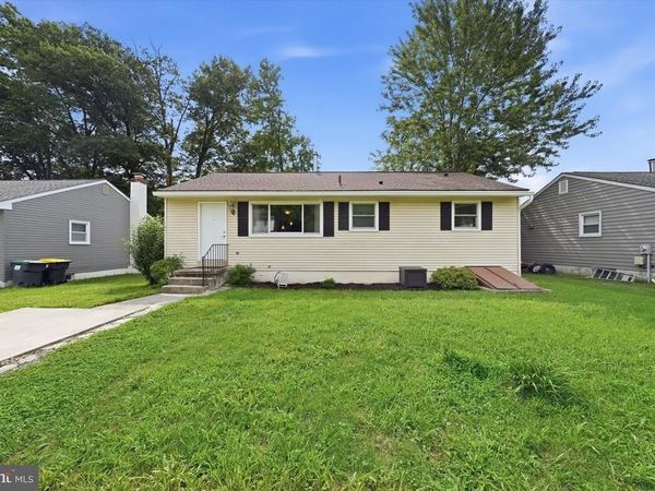 1592 LETITIA LANE, WILMINGTON, DE 19809