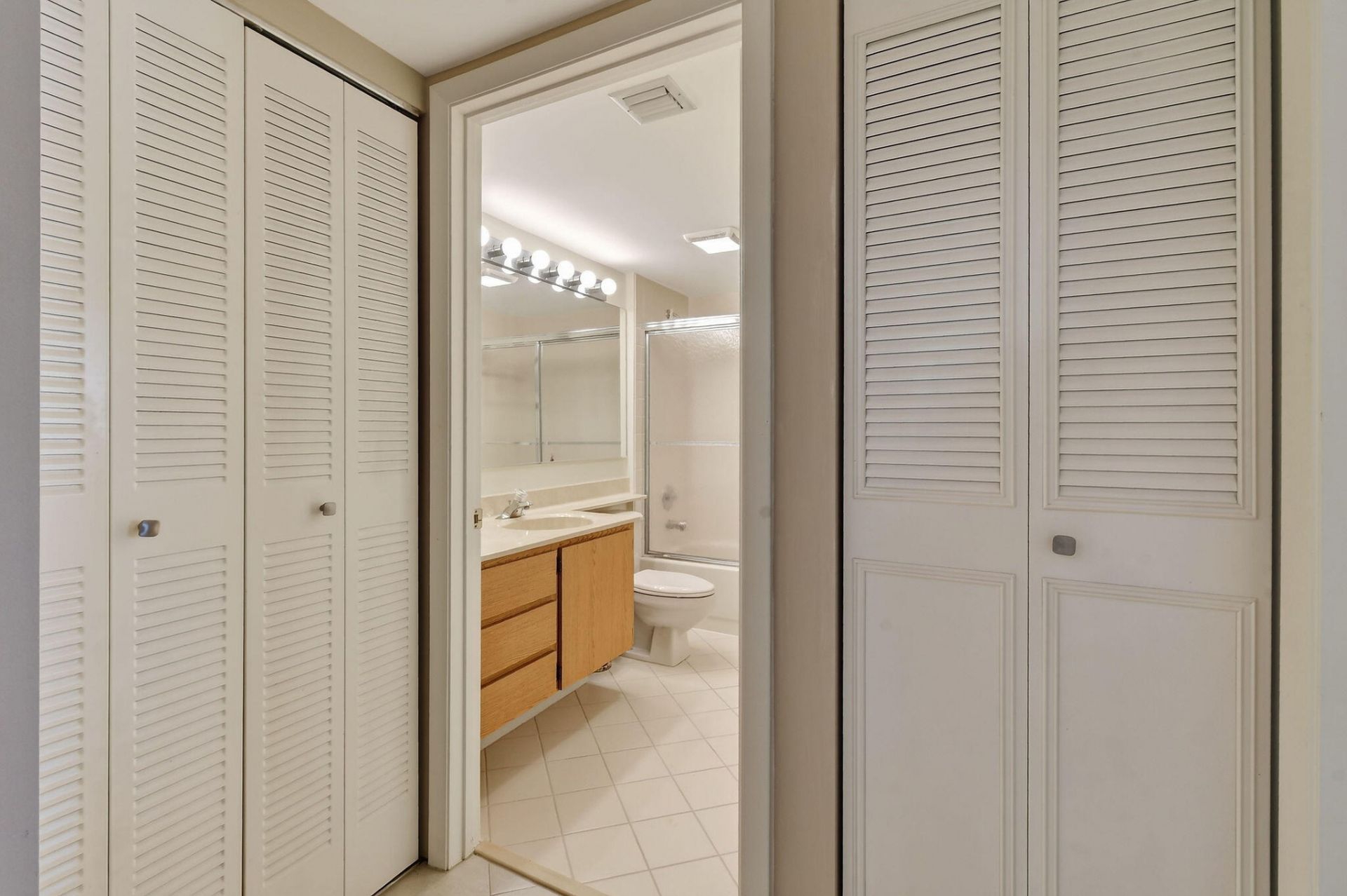 2101 Marina Isle Way, Unit 202, Jupiter, FL 33477 Photo