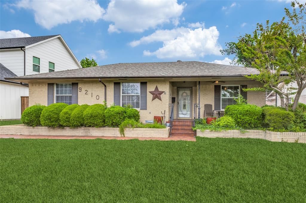 9210 Larchwood Drive, Dallas, TX 75238 Main Photo