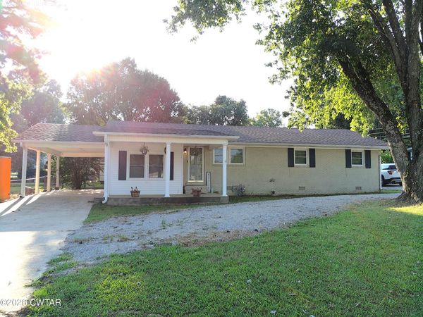 3 Osborne Circle , Trenton, TN 38382