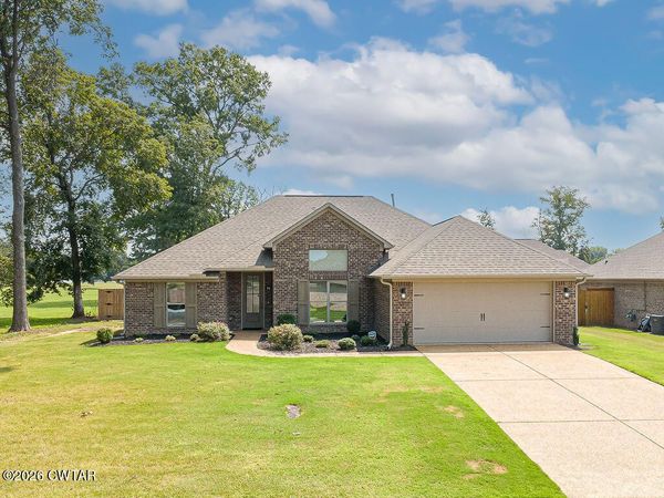 78 Bear Trace Drive , Jackson, TN 38305