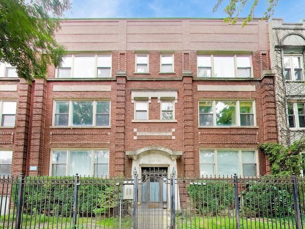 835 W Lawrence Avenue , Unit 2N, Chicago, IL 60640