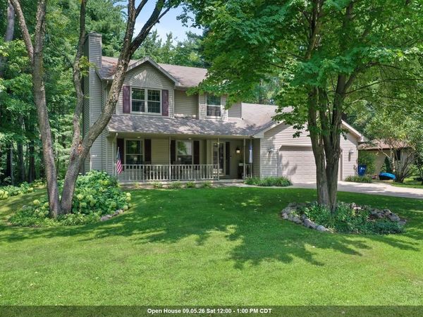 1744 IVES LANE, Suamico, WI 54173