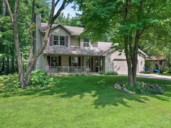 1744 IVES LANE, Suamico, WI 54173