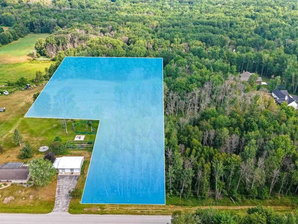 3610 SHADY LANE, Suamico, WI 54313