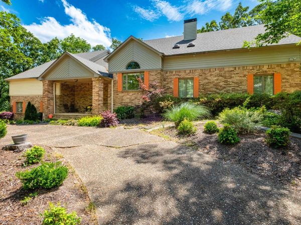 13505 Saddle Hill Drive, Little Rock, AR 72212