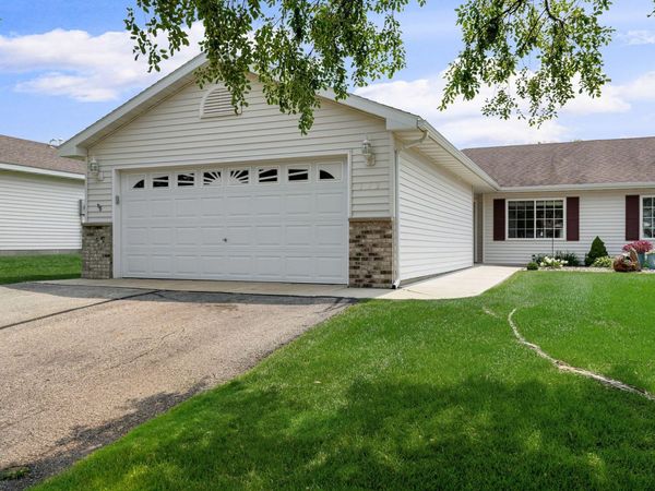 173 Cedar Cove Lane, Owatonna, MN 55060