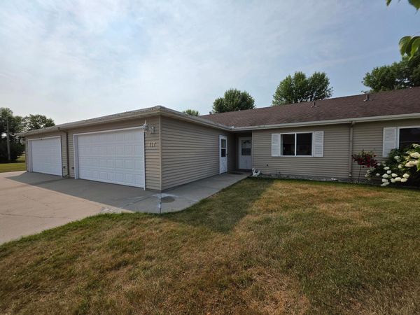 417 2nd Street NW, Dilworth, MN 56529