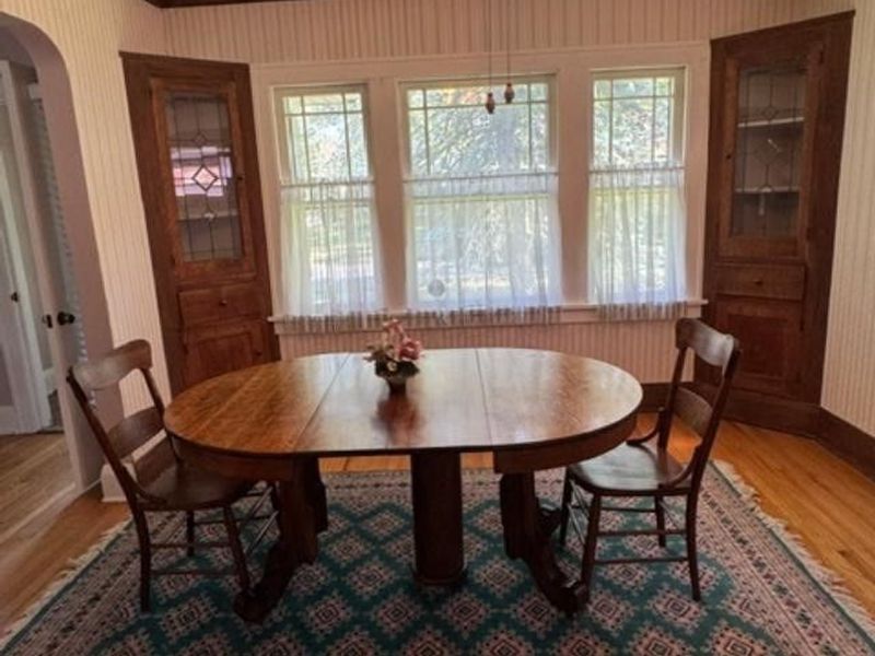 922 Montford Road, Cleveland Heights, OH 44121 Photo 3