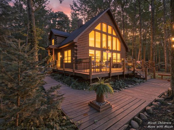 6808 Tranquility Lane, Fennville, MI 49408