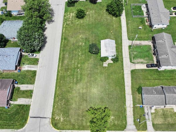 111 Valley Drive, Mount Horeb, WI 53572