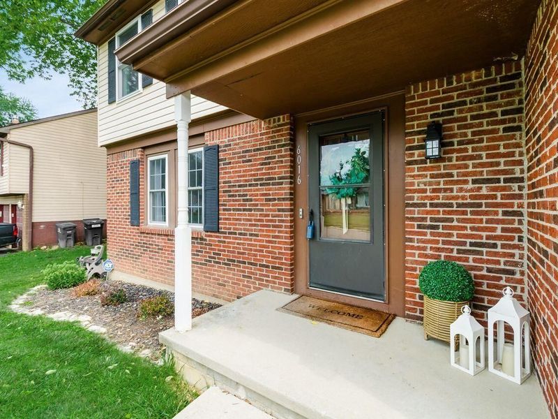 6016 Winterberry Drive, Galloway, OH 43119 Photo 3