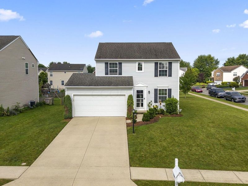 1624 Roscommon Drive, Pataskala, OH 43062 Photo 2