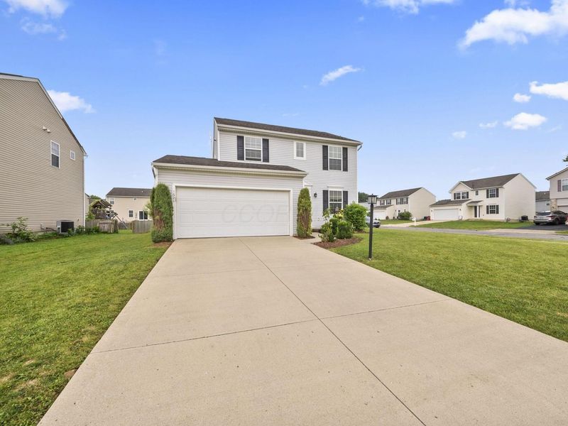 1624 Roscommon Drive, Pataskala, OH 43062 Photo 5