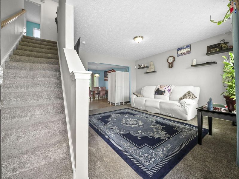 1624 Roscommon Drive, Pataskala, OH 43062 Photo 9