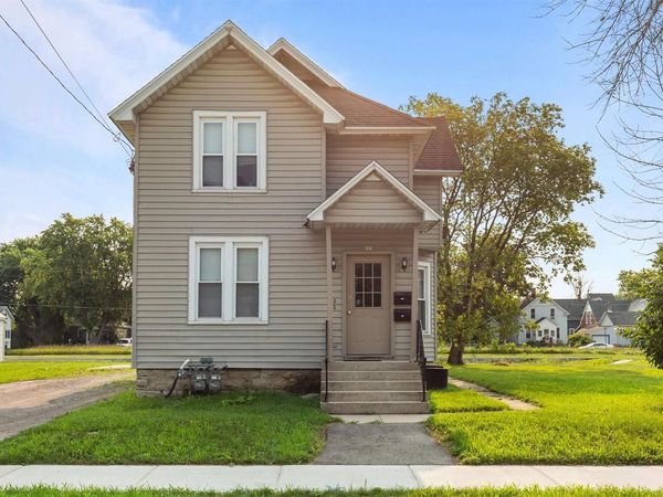 622 GRAND STREET, Oshkosh, WI 54901