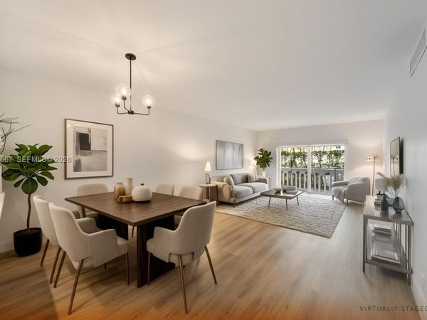 100 Edgewater Dr , Unit 138, Coral Gables, FL 33133
