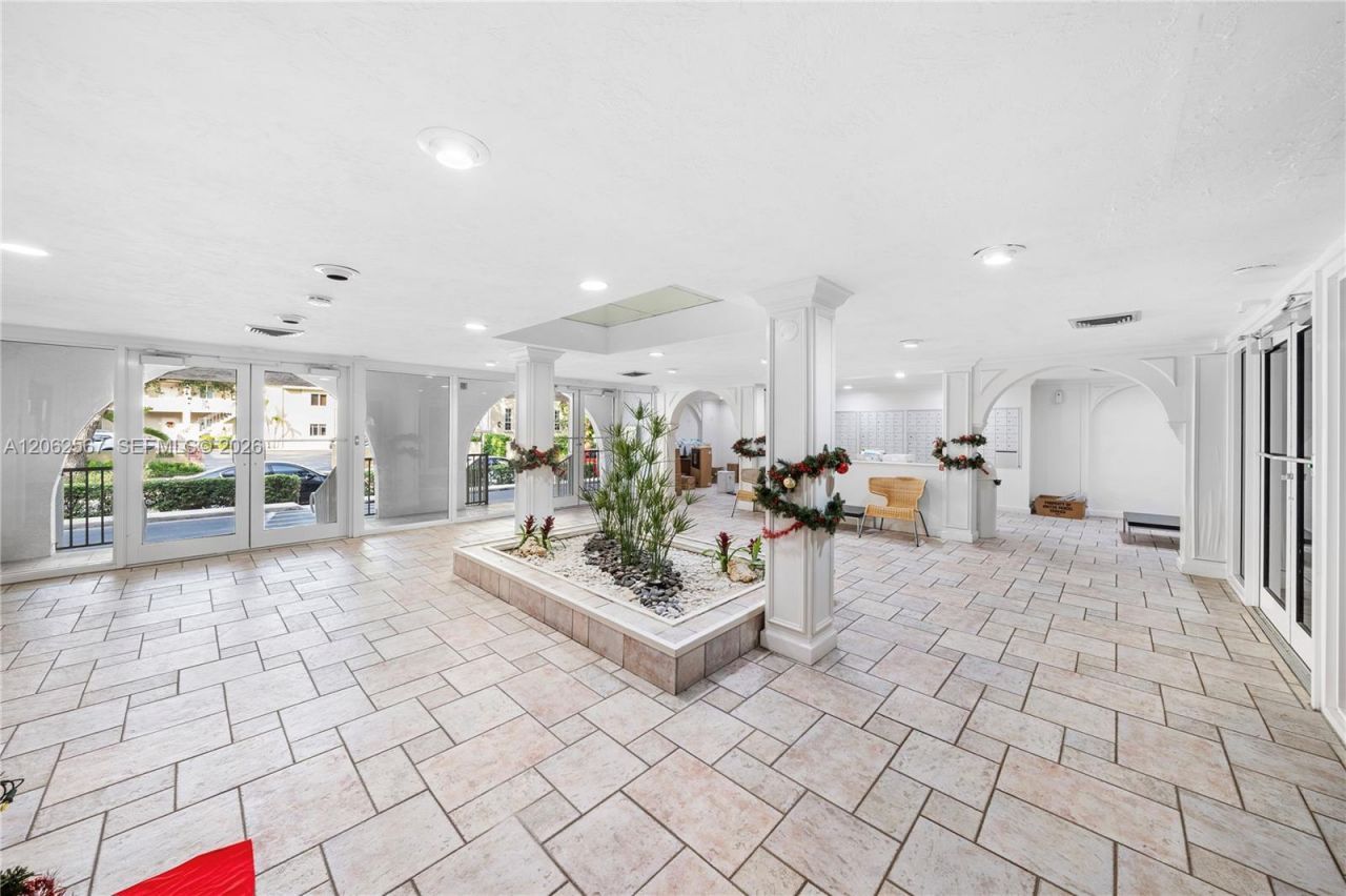 100 Edgewater Dr, Unit 138, Coral Gables, FL 33133 Photo