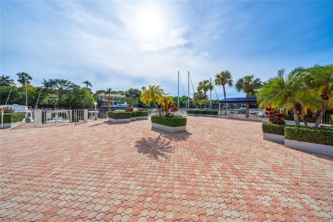 100 Edgewater Dr, Unit 138, Coral Gables, FL 33133 Photo