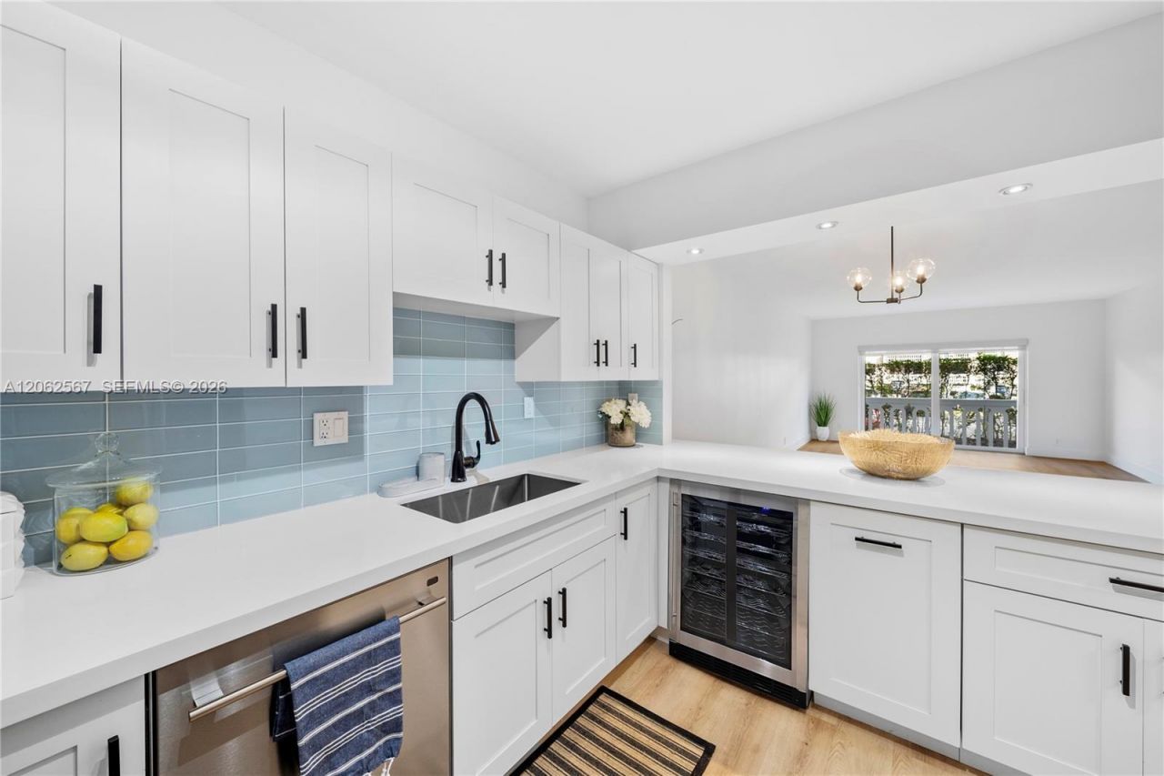 100 Edgewater Dr, Unit 138, Coral Gables, FL 33133 Photo
