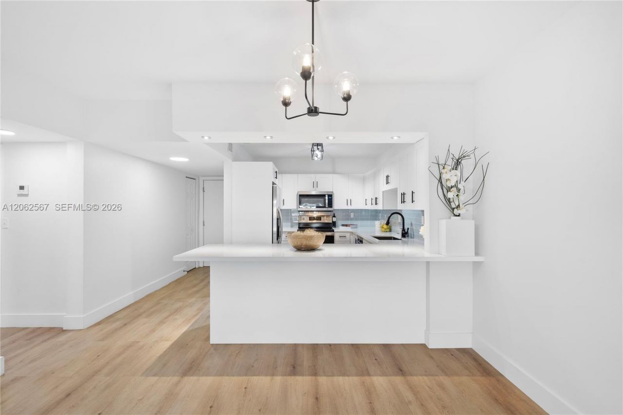 100 Edgewater Dr, Unit 138, Coral Gables, FL 33133 Photo