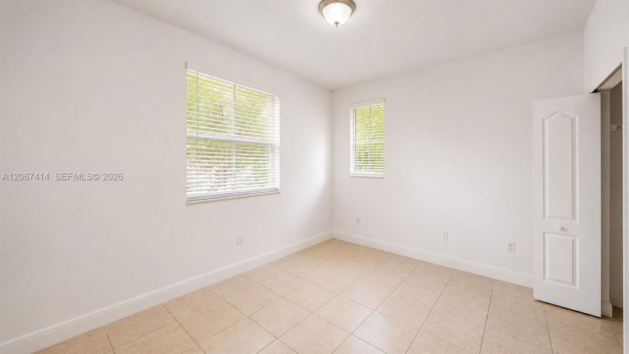 1652 SE 28th St , Unit 200, Homestead, FL 33035 Photo