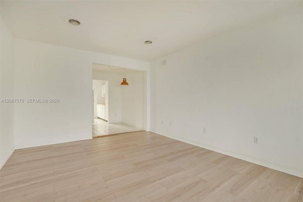 835 Meridian Ave , Unit 3, Miami Beach, FL 33139 Photo
