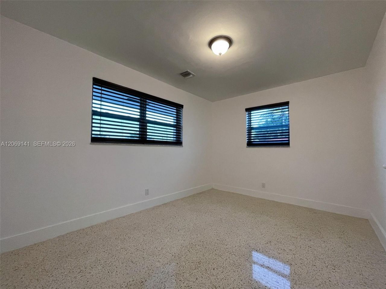 510 NE 4th Ave , Unit 510, Hallandale Beach, FL 33009 Photo