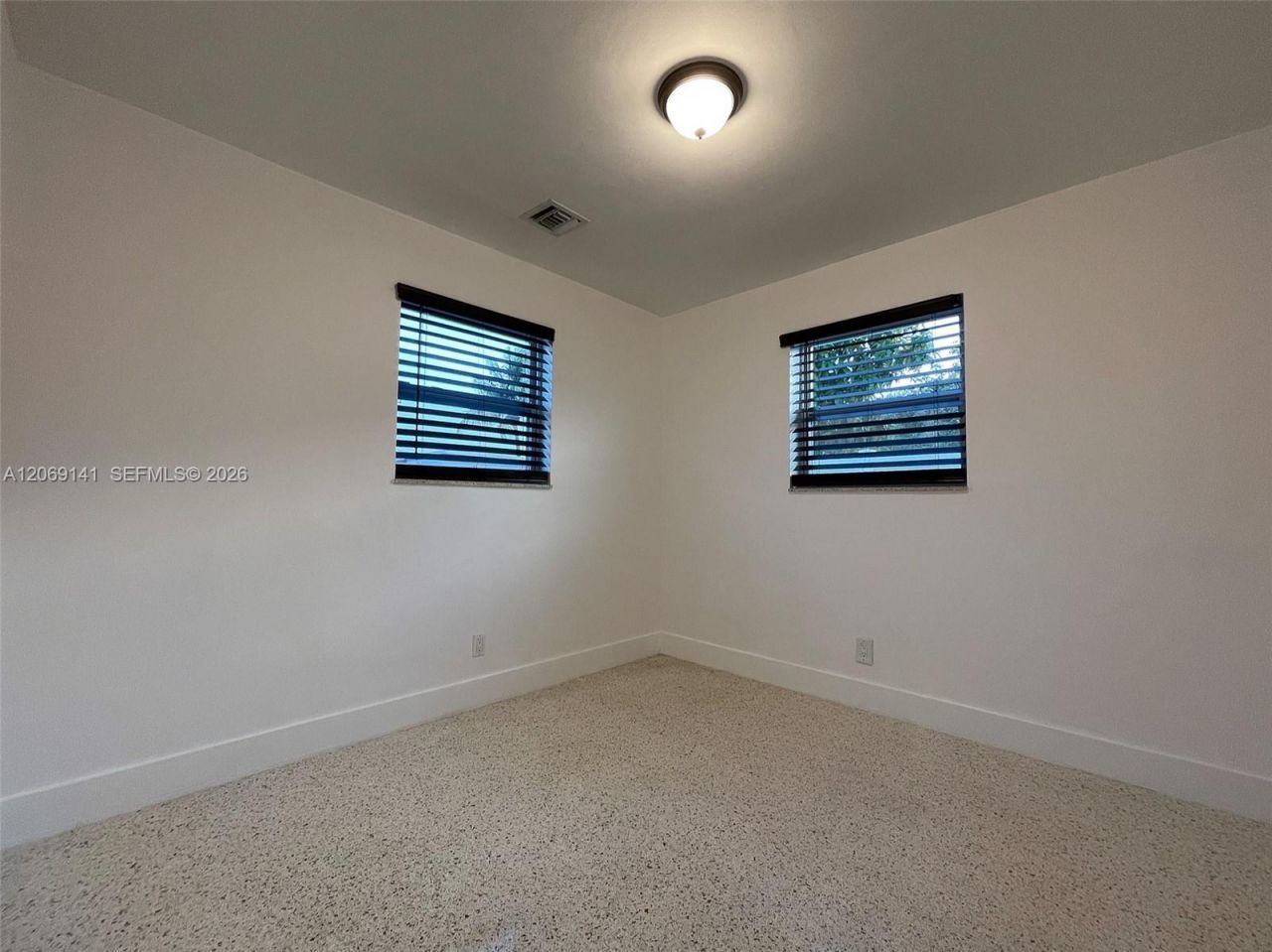 510 NE 4th Ave , Unit 510, Hallandale Beach, FL 33009 Photo