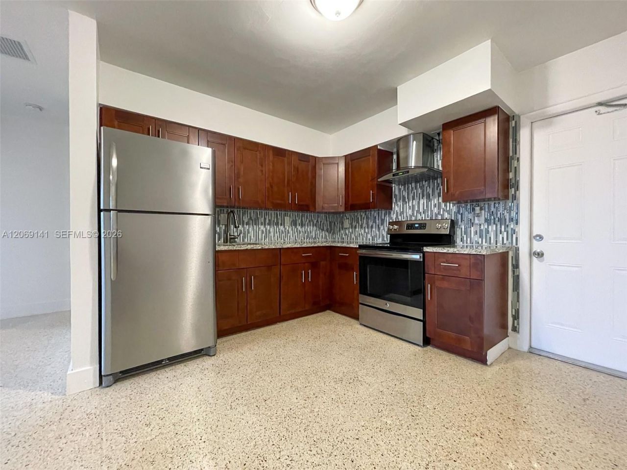 510 NE 4th Ave , Unit 510, Hallandale Beach, FL 33009 Photo