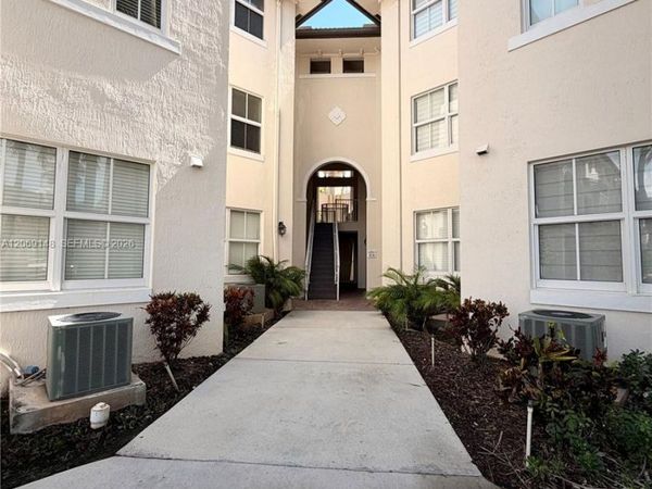 11603 NW 89th St , Unit 109, Doral, FL 33178
