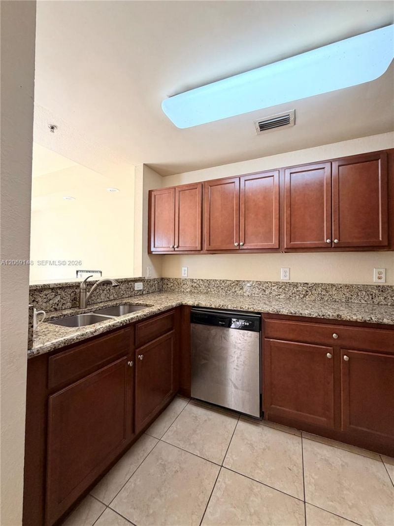 11603 NW 89th St , Unit 109, Doral, FL 33178 Photo