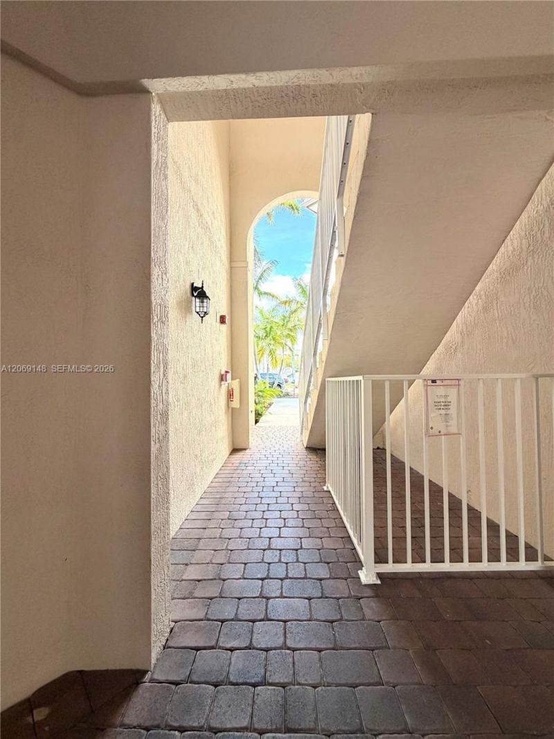 11603 NW 89th St , Unit 109, Doral, FL 33178 Photo