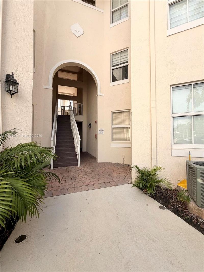 11603 NW 89th St , Unit 109, Doral, FL 33178 Photo